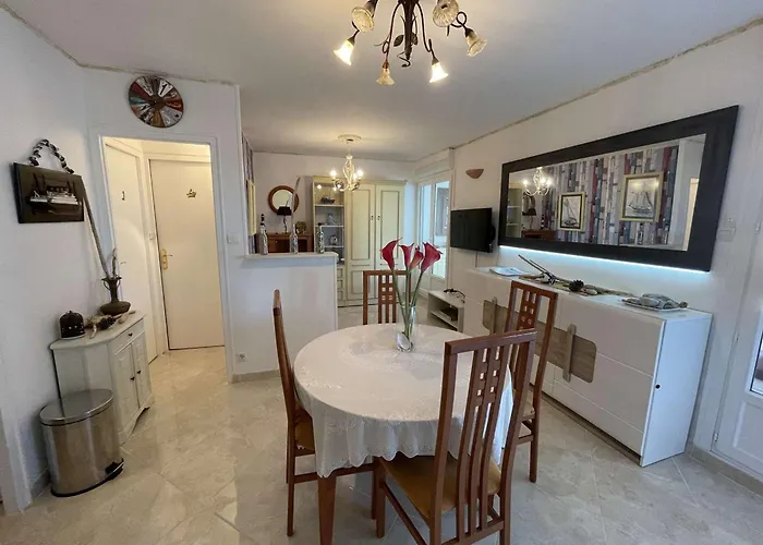 Appartement Spacieux 4 Pers, Balcon, Vue Mer, Proche Plage, Parking, Ménage Inclus - Fr-1-224c-116