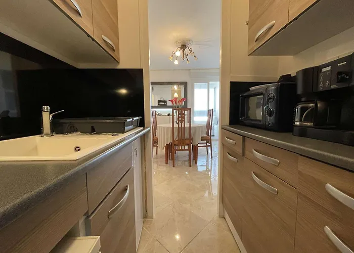 Spacieux 4 Pers, Balcon, Vue Mer, Proche Plage, Parking, Ménage Inclus - Fr-1-224c-116 Appartement Saint-Hilaire-de-Riez